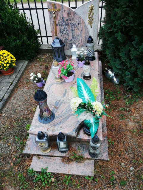 Ewa Brzezińska 1963 Kokoszkowy - Grobonet - Wyszukiwarka osób pochowanych