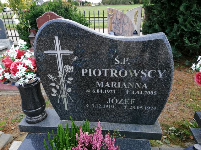 Marianna Piotrowska 1921 Kokoszkowy - Grobonet - Wyszukiwarka osób pochowanych